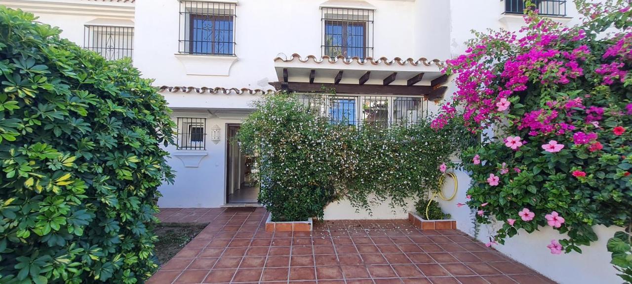Maison Marbella Proche De La Mer Exteriör bild