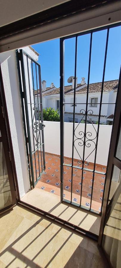 Maison Marbella Proche De La Mer Exteriör bild