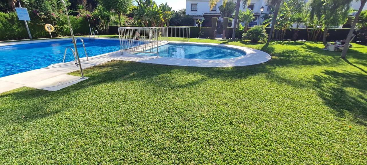 Maison Marbella Proche De La Mer Exteriör bild