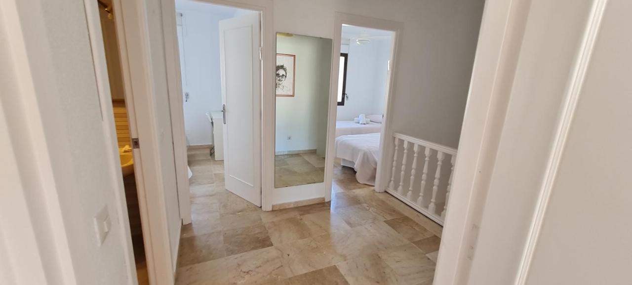 Maison Marbella Proche De La Mer Exteriör bild